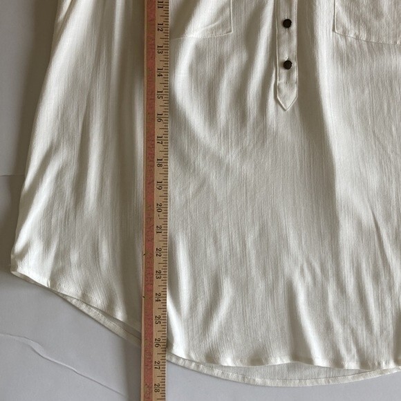 Torrid HARPER RAYON SLUB PULLOVER SLEEVELESS TOP White 00 - Picture 6 of 11